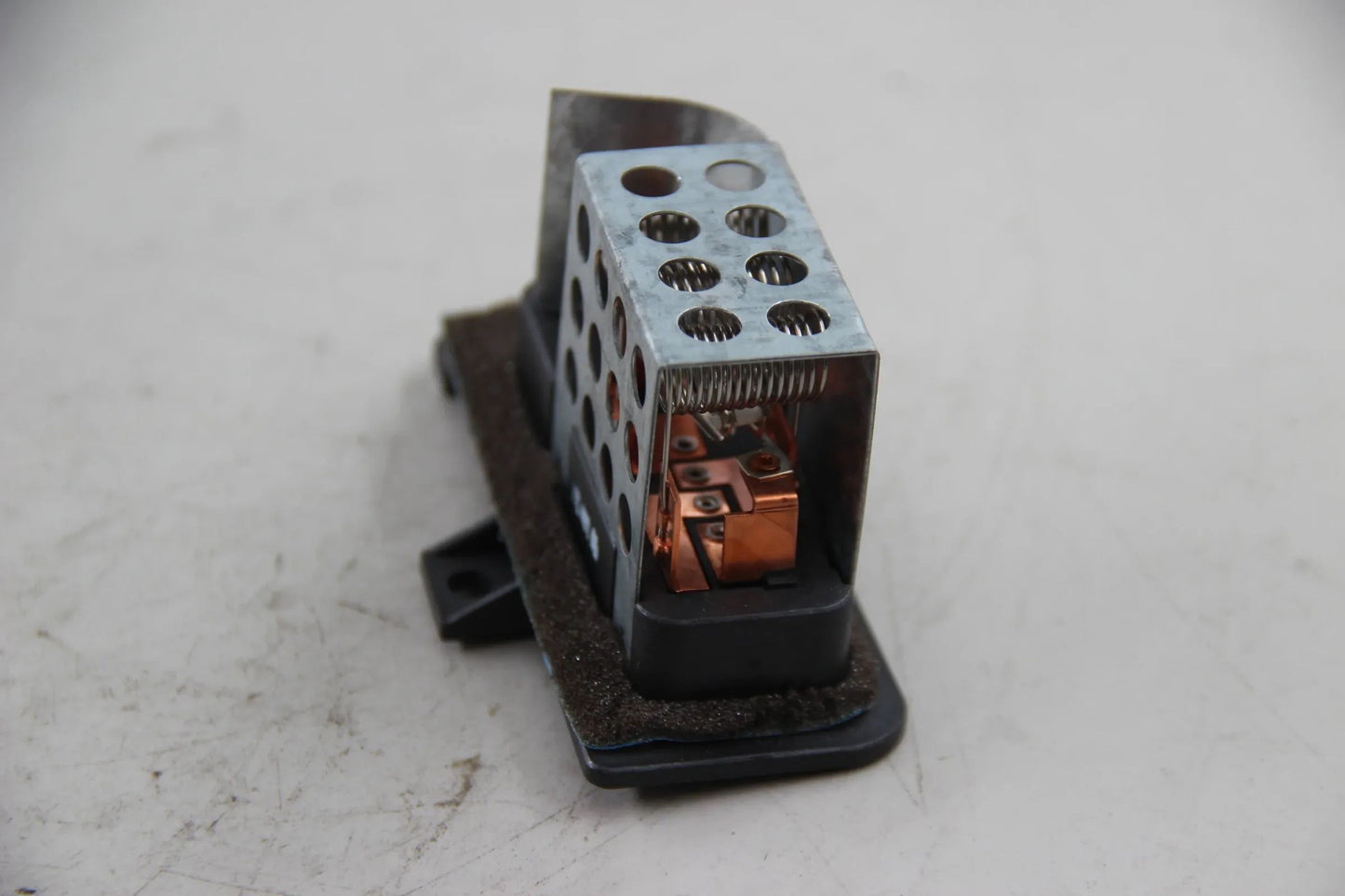 Original BMW E34 518i-540i M5 E32 730i-740i Widerstand Gebläsestufen 64111391375