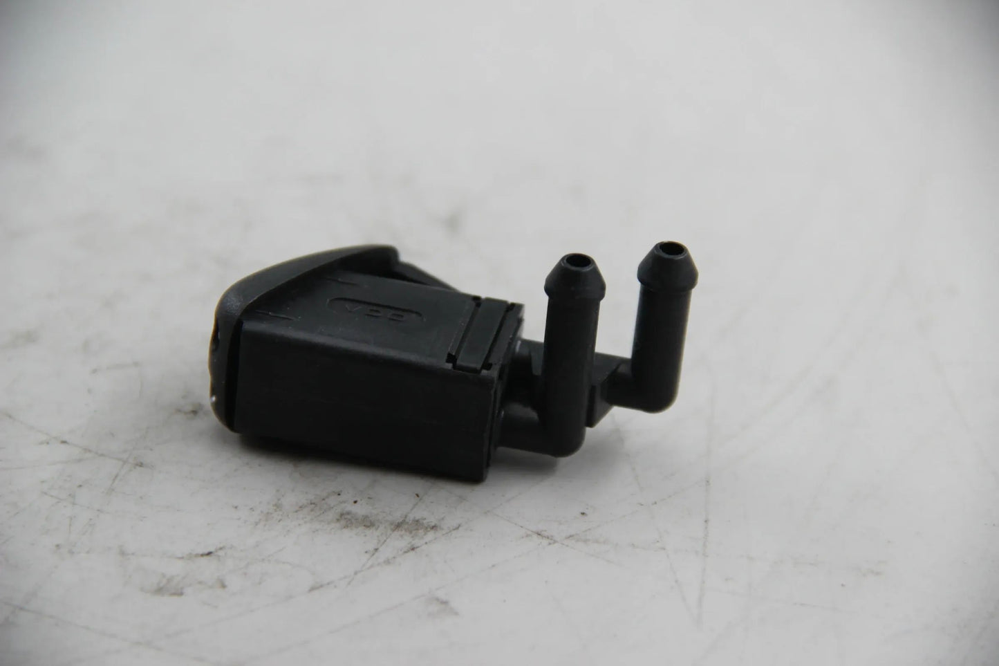 Original BMW E36 316i-328i M3 E34 518i-540i E32 Spritzdüse NOS NLA 61661379735