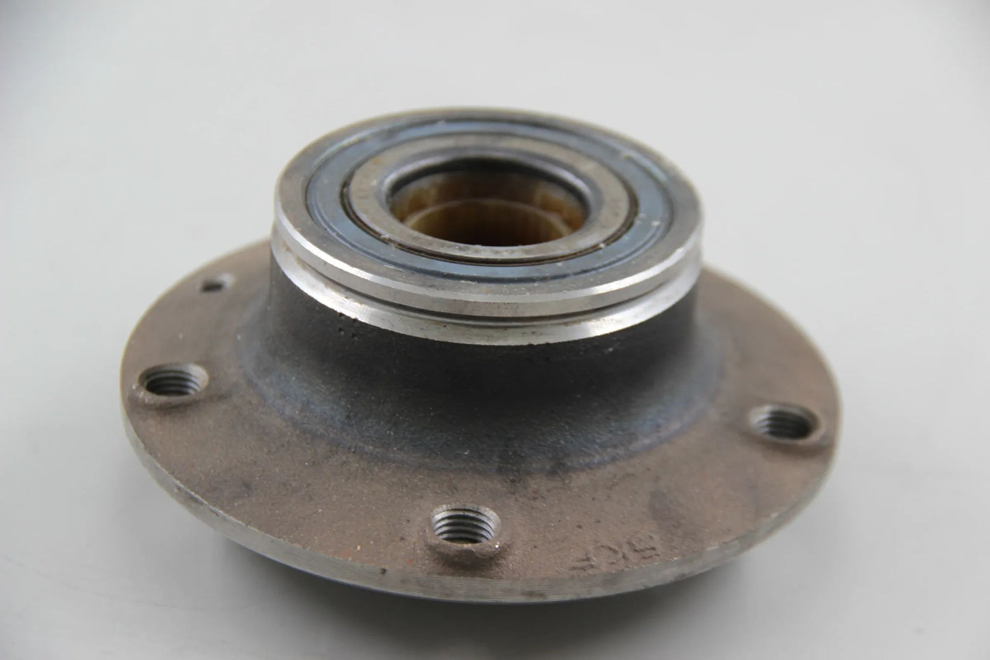 Original BMW E34 E32 E31 Radnabe asymmetrisch vorne D=97MM  31211129386