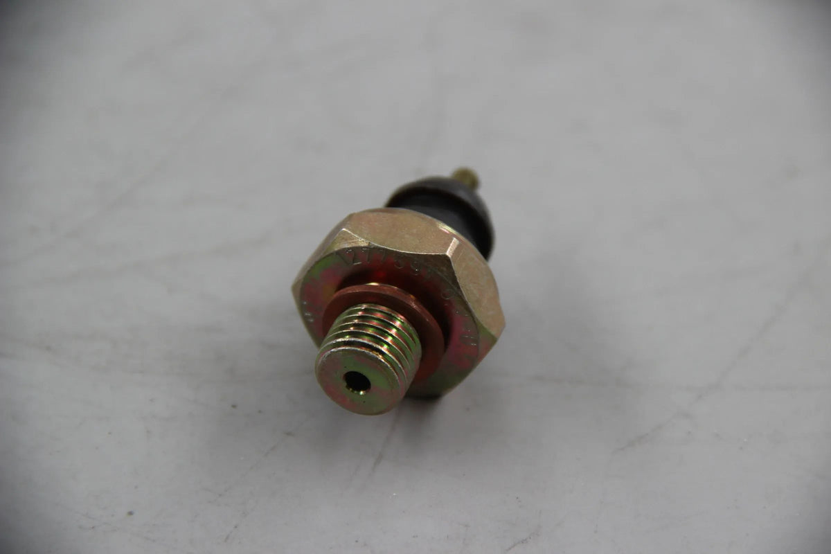 Original BMW E30 324d E28 524d 524td Öldruckschalter M12X1,5 12611277591