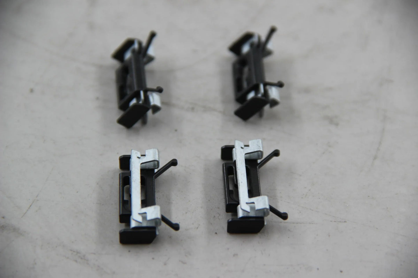 Original BMW E90 316i 318i 320i 323i-335i M3 E91 4x Clip schwarz 51137145109
