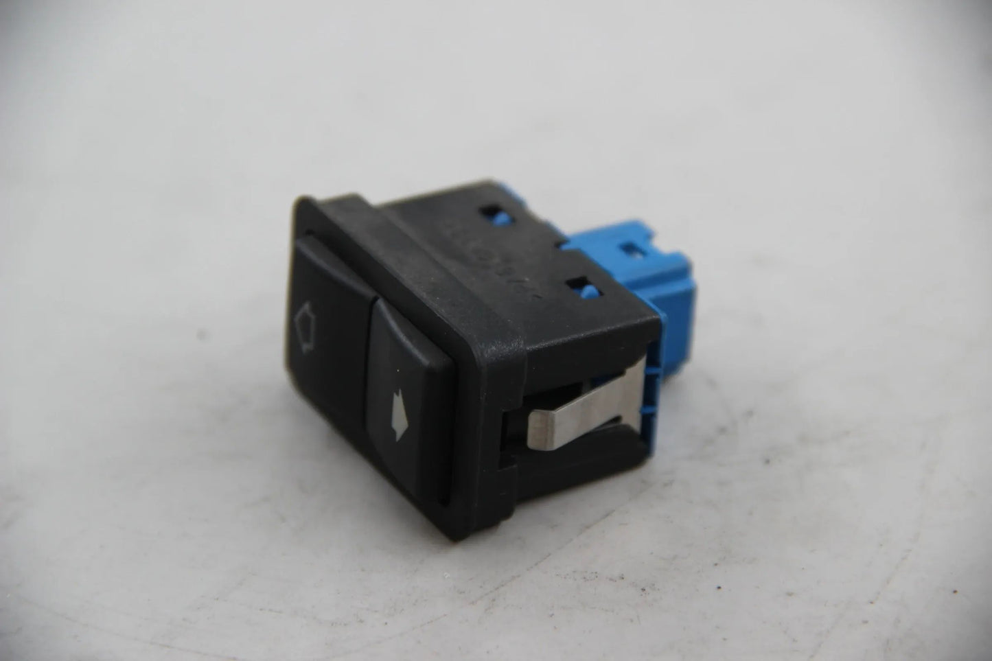 Original BMW E39 520i-540i M5 E38 Schalter Fensterhebel NOS NLA 61318368932