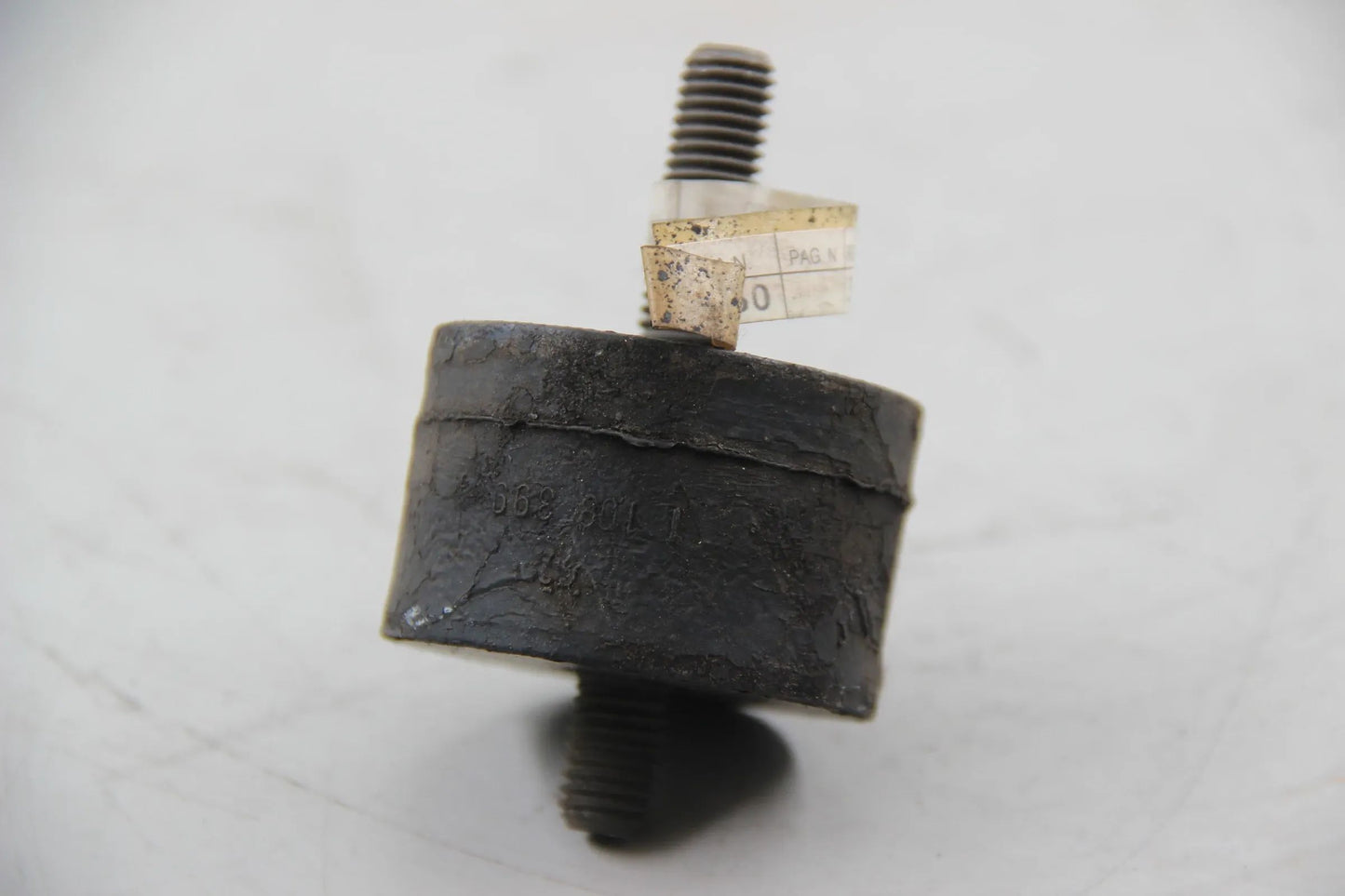 Original BMW E21 318i 320i 323i E30 323i E12 518i E28 Gummilager 23711109173