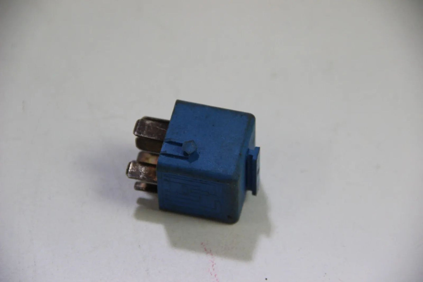 Original BMW E36 E46 E34 E32 E38 E31 Relais Relay Wechsler 61358350566