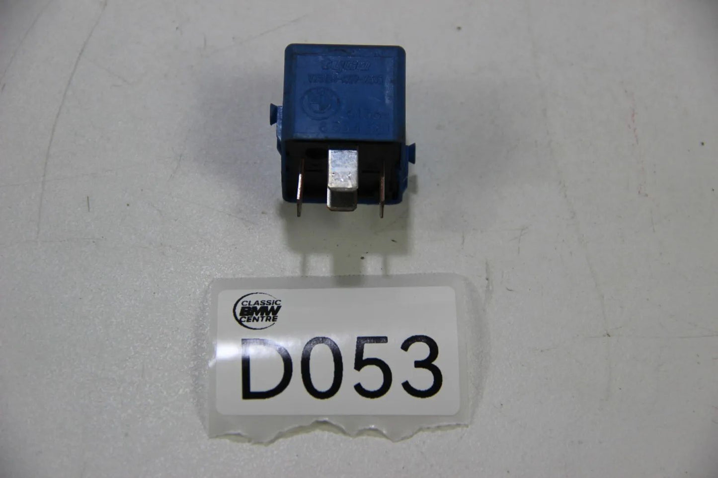 Original BMW E36 E39 E38 E90 Relais Relay Schliesser himmelblau  61368364581