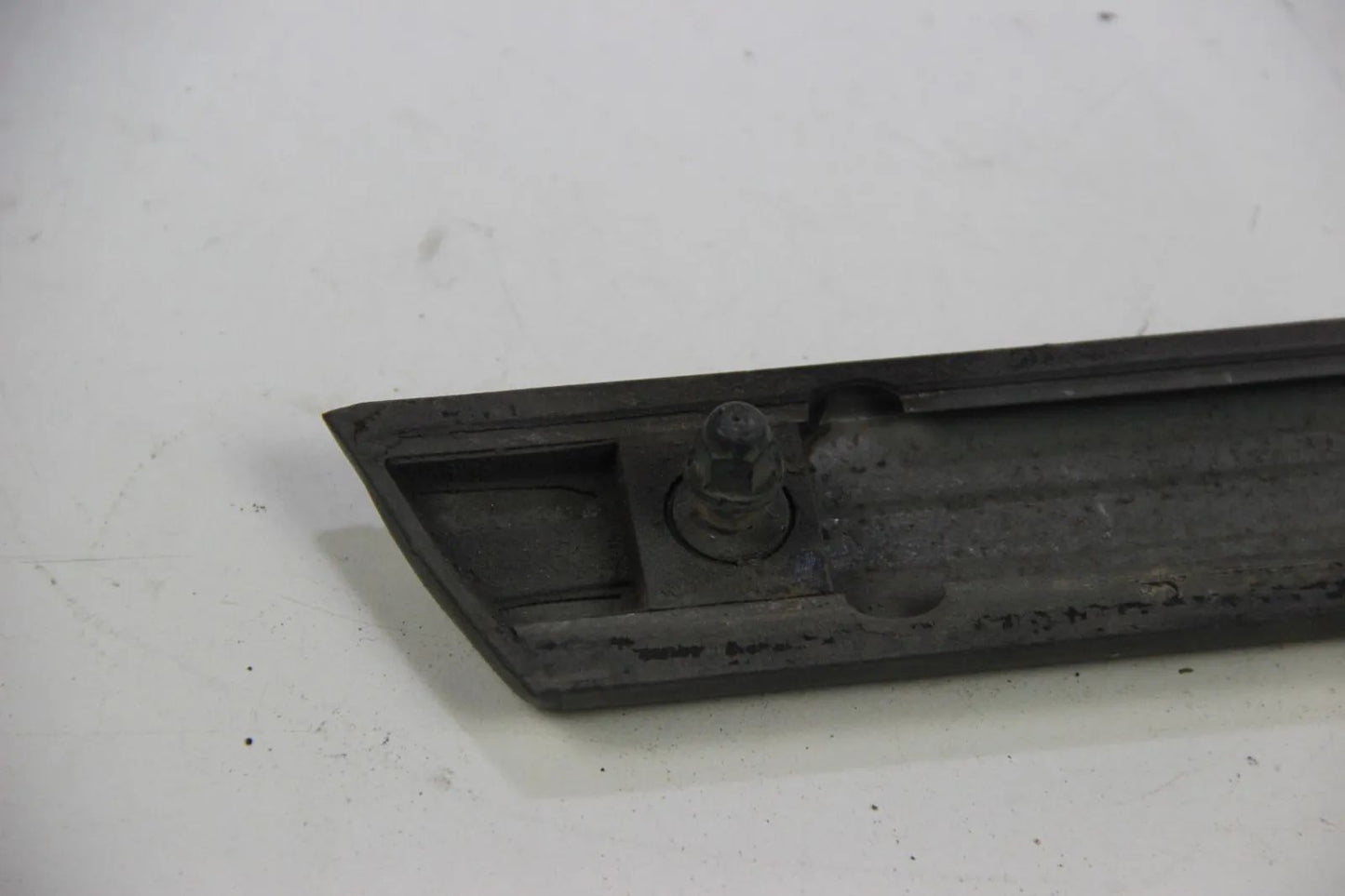 Original BMW E23 728i-745i Stossleiste Seitenwand vorne rechts NOS 51131848302