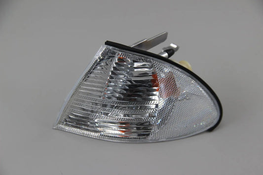 E46 Touring Blinker links weiss M Fassung DEPO 1681924 Turn Signal