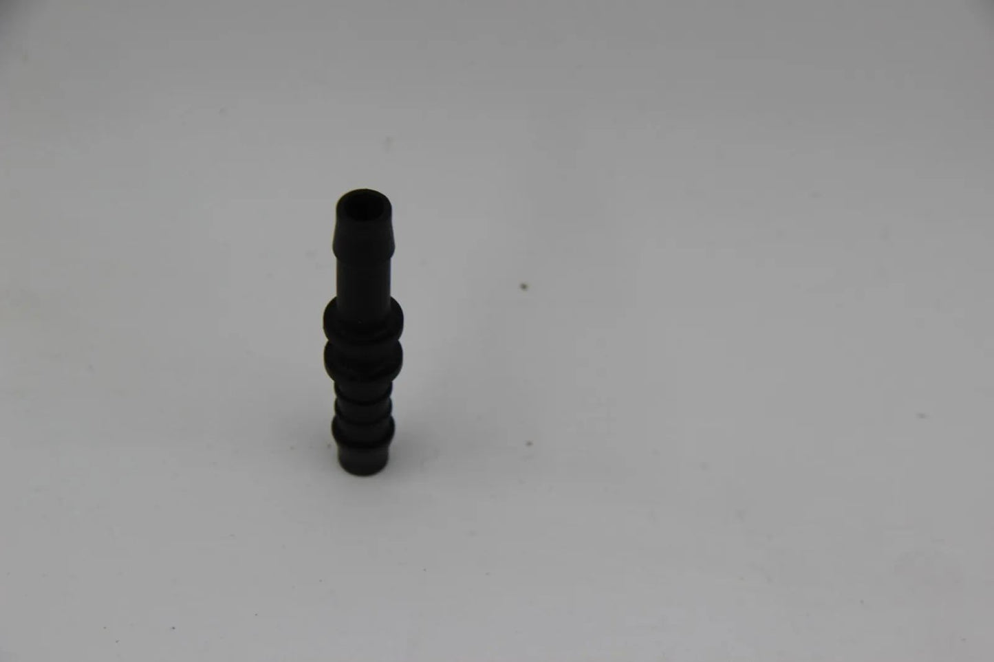 BMW E30 E28 E24 E23 Verbindungsstück Kraftstoffaufbereitung NOS 13311713470