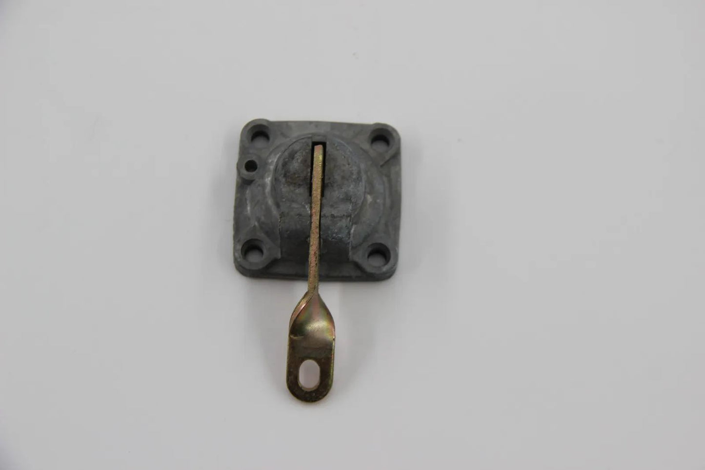 Original BMW E10 M10 NK 4Zyl M10 E21 E12 M10  Satz Pumpendeckel NOS 13111709144