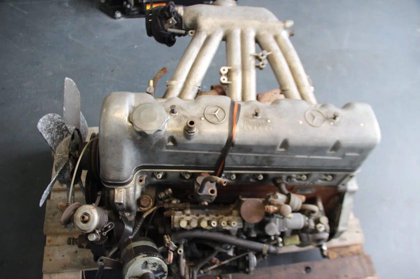 Original Mercedes 250SE M129.980 Motor  Einspritzpumpe Pagode 6-Zylinder