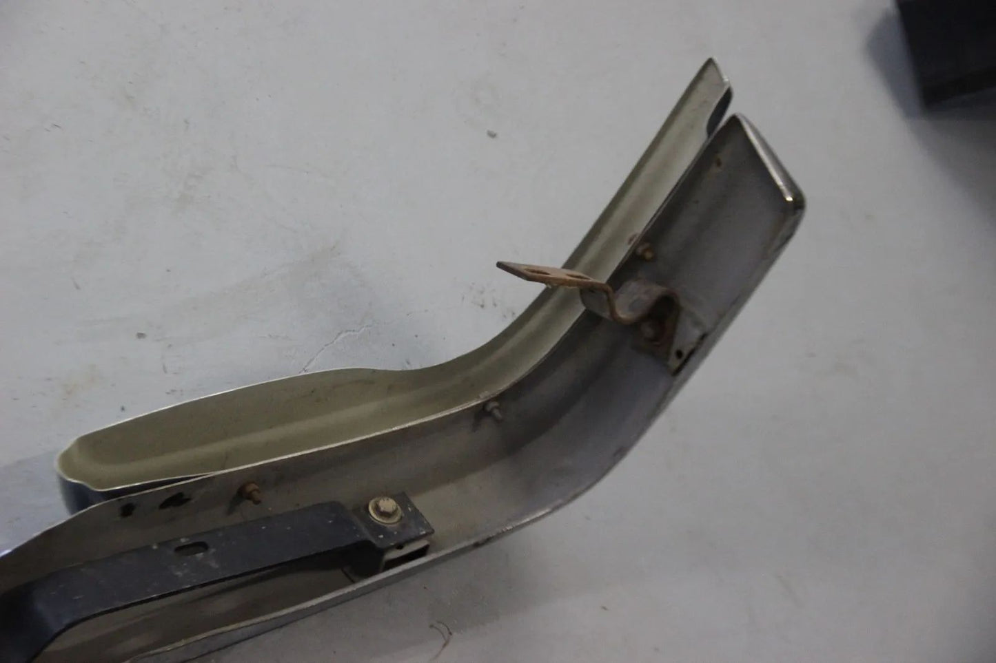 Original Mercedes W108 W109 S-Klasse Stoßstange Hinten Chrom o.Gummi Rear Bumper
