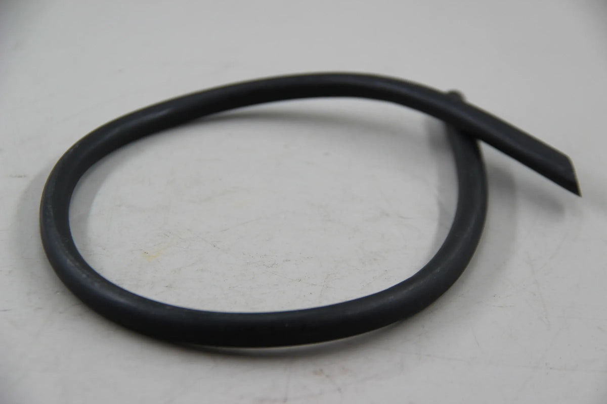 Original BMW E12 525 528 528i-535i E24 628CSi 630CS Schlauch 650MM 17121113142