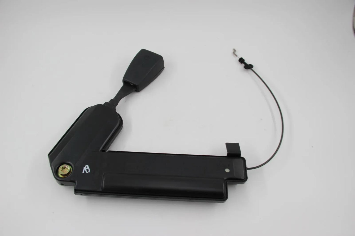 Original BMW E34 M5 525i/tds Untergurt mit Gurtstrammer links NOS 72118127711