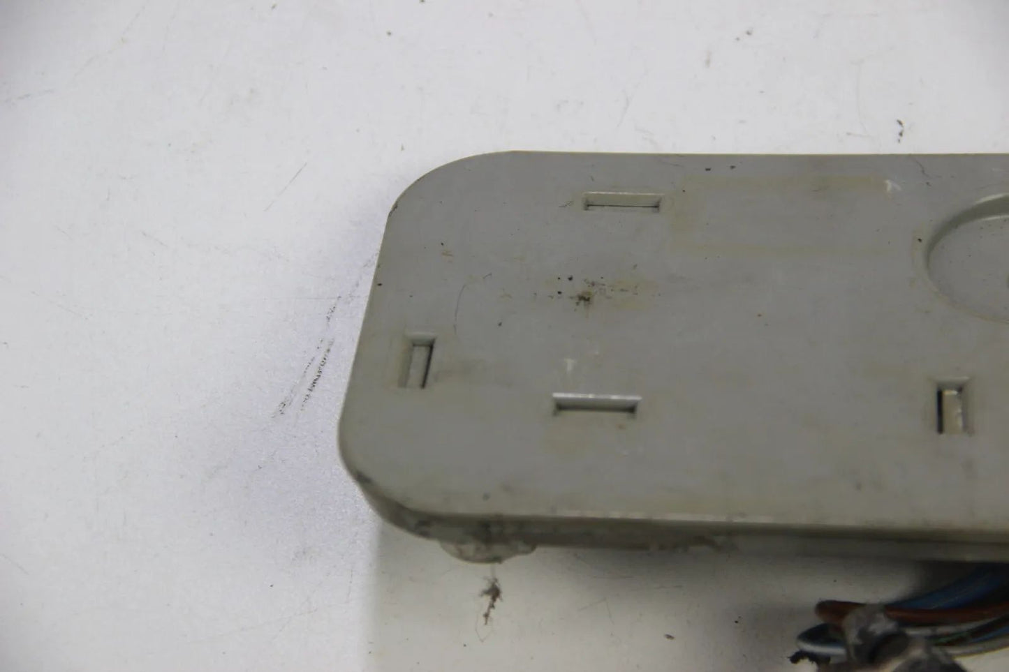 Original BMW E3 2500 2800 3.0 si Abdeckplatte mit Kontaktplatte Links 1353733