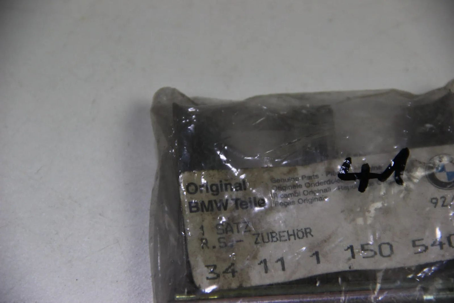 Original BMW E21 M10 M20 1Satz Anbauteile Stift 34111150540 Bremssattel 315-320i