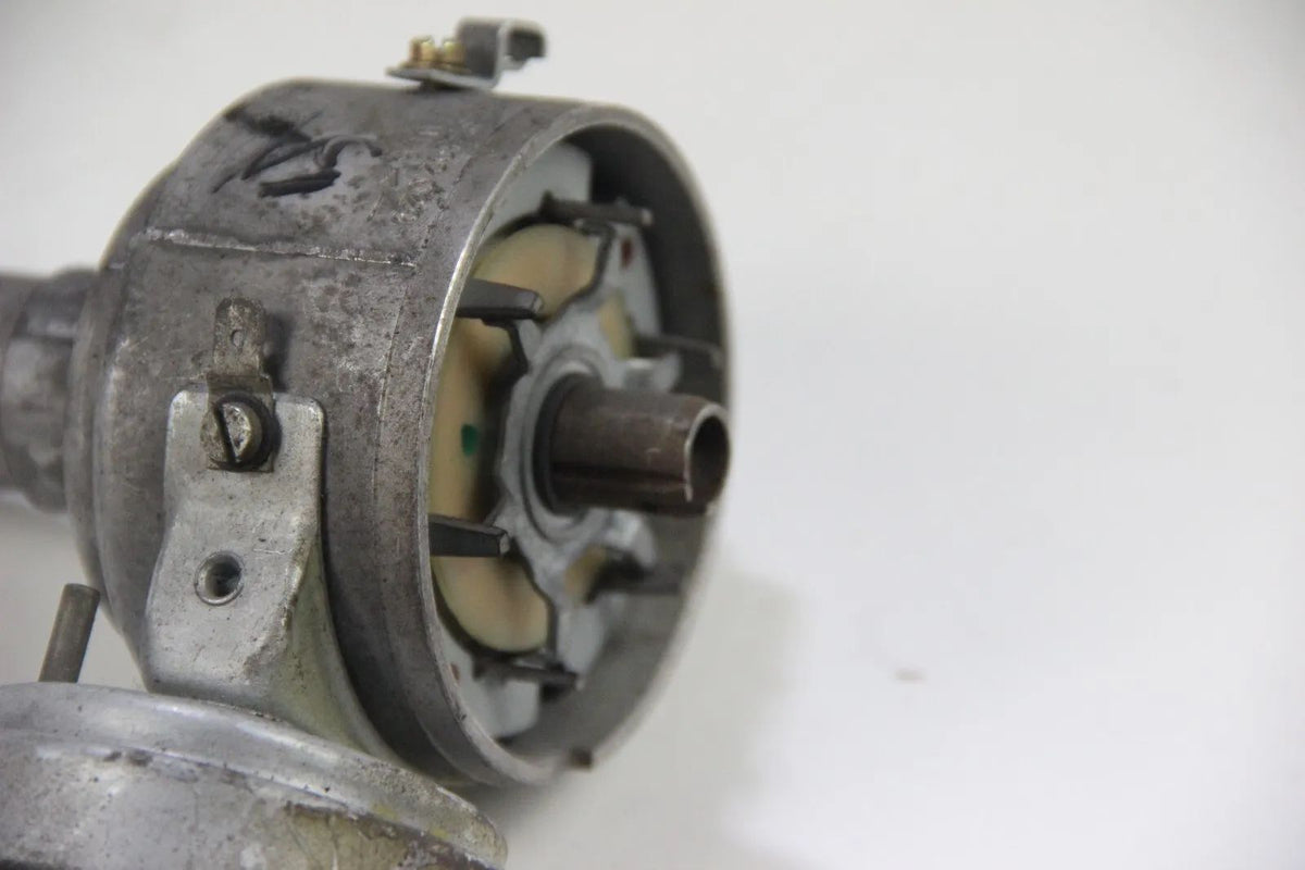 NEU Original BMW E28 E24 E23 528 728 628csi Zündverteiler 0237302029