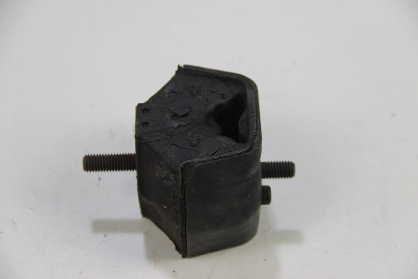 NEU Original BMW E34 525i M20 Motorlager NOS 1135826 Bushing Lager