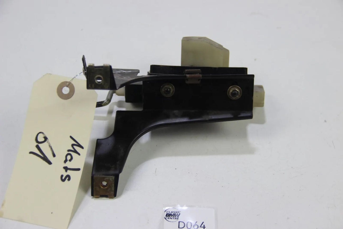 Original BMW E30 M3 ZV Tankklappe Halterung 1372572 Abdeckung Verriegelung Nur M