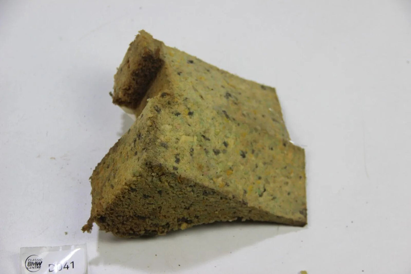 Original BMW E30 Schaumstoff Rückbank unter Teppich 316i 318i 320i 325i M3 323i