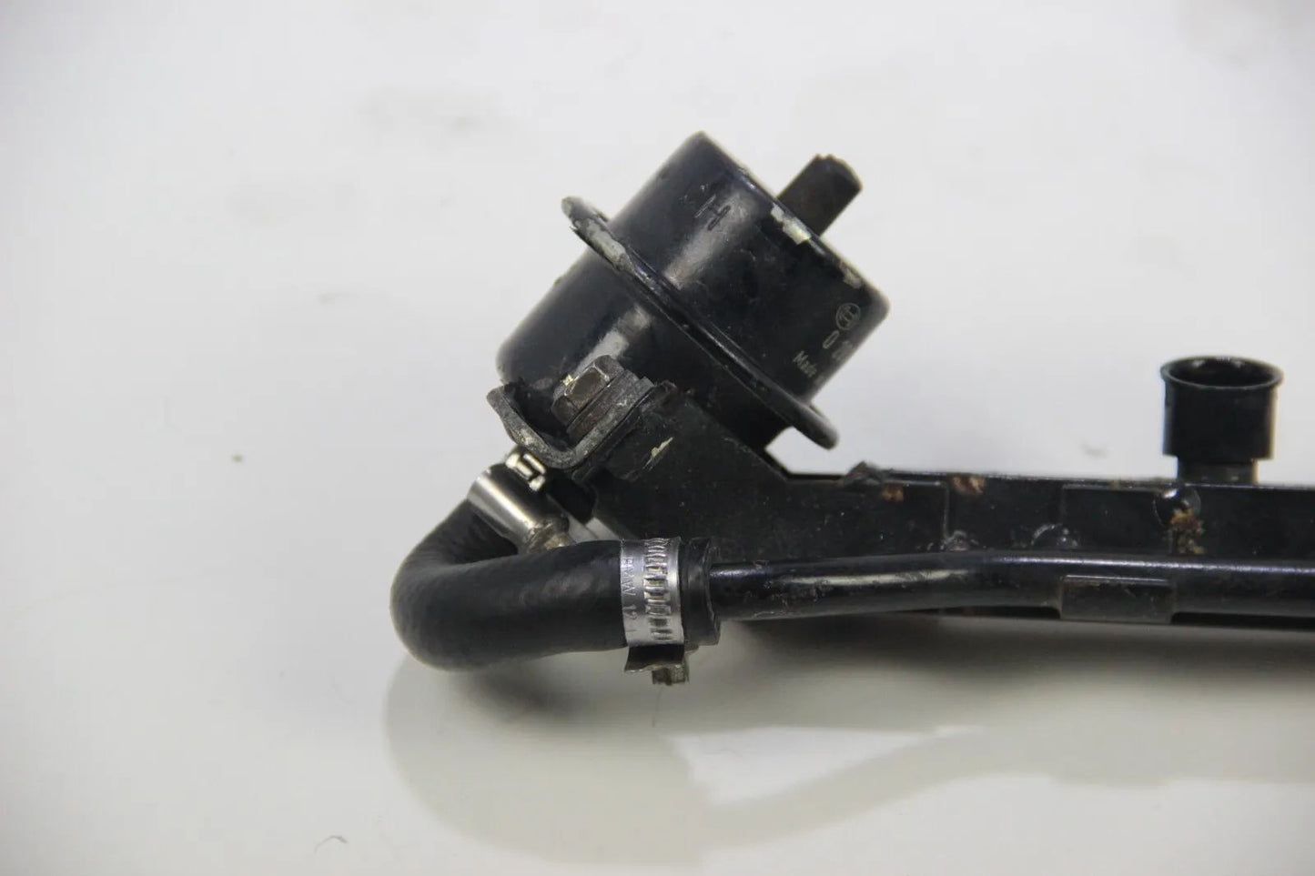 Original BMW E30 M3 S14 Einspritzleiste Fuel Rail Benzin Injektor Leiste OEM