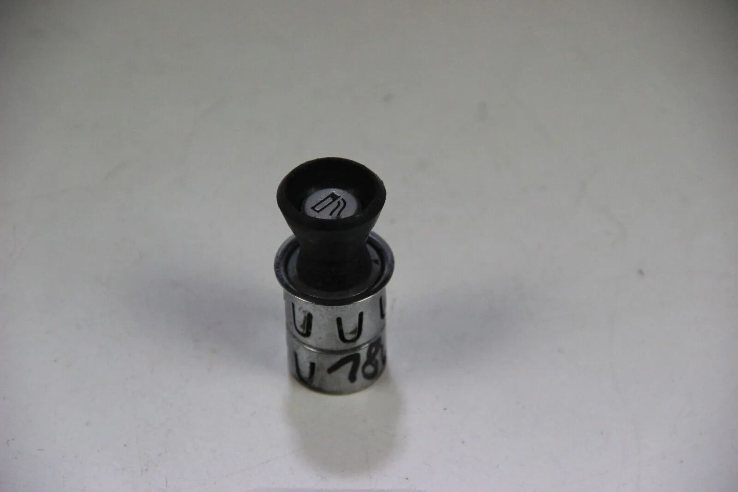 Original BMW Neue Klasse 1500-2000 2000cs  zigarettenanzünder Steckdose Anzünder