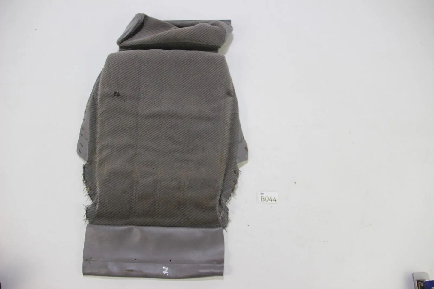 Original BMW E30 316i-325i M3 3er Sportsitz bezug Sitzbahn mitte unten Grau