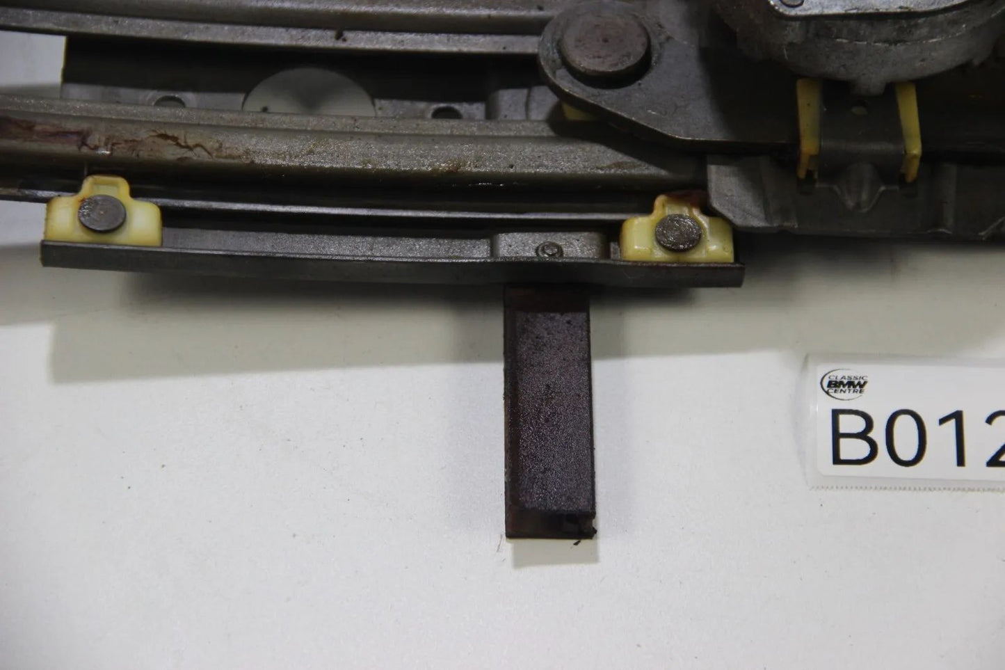 Original BMW E24 635csi Elektrischer Fensterheber Hinten Links 0130821055