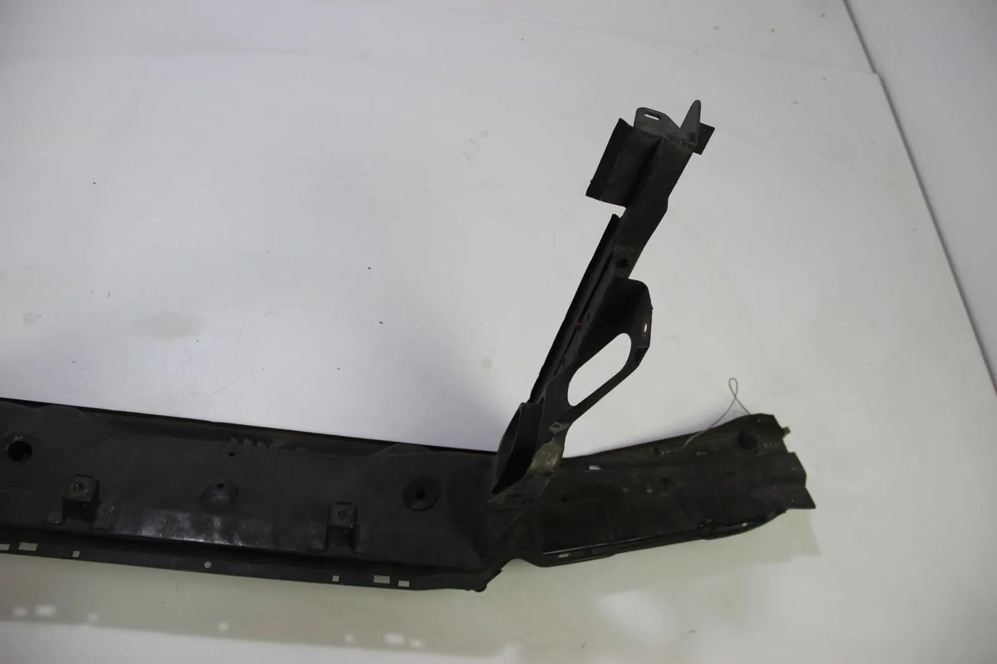 Original BMW E34 5er Schlossträger vorne vorderwand