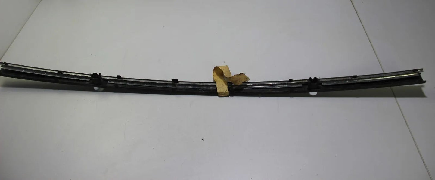 BMW E39 mit PDC Leiste Heck Stoßstange Trim Piece Blende Parksensoren 5112184504