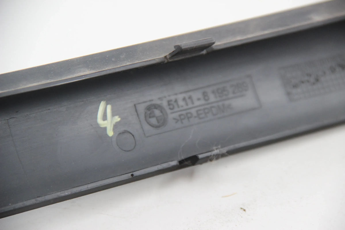 Original BMW E46 316i 318i 320i Stossleiste Stossfänger vorn links 51118195289