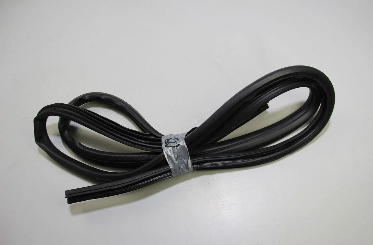 Original BMW E36 Türdichtung hinten rechts limousine 3er M3 325 328 325 320