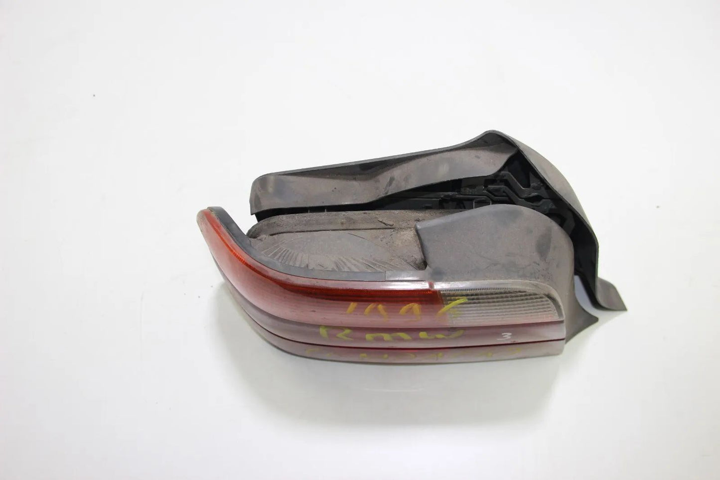 Original BMW E36 3er  Rückleuchte Rücklicht links 8353805 compact ti