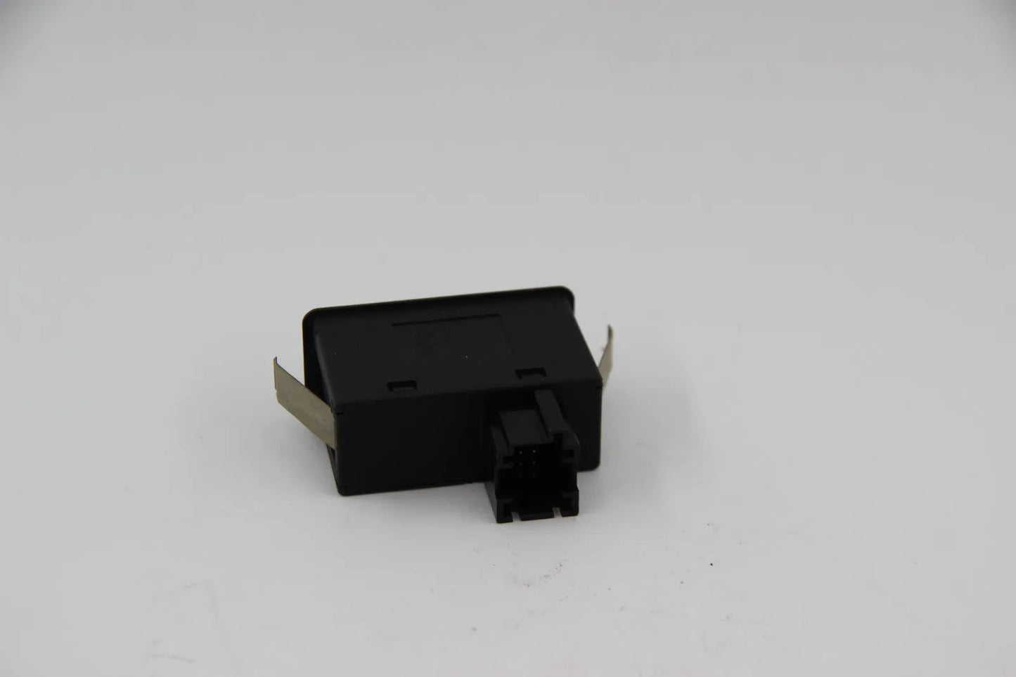 BMW E34 M5 /3.6/3.8  Schalter Heizb.Heckscheibe/Klima/Umluft NOS 61311391767