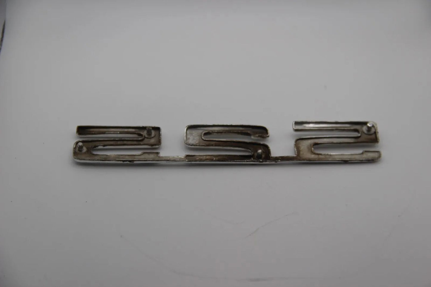 Original BMW E12 525 Modellbezeichnung Emblem Badge Schriftzug 51141869975