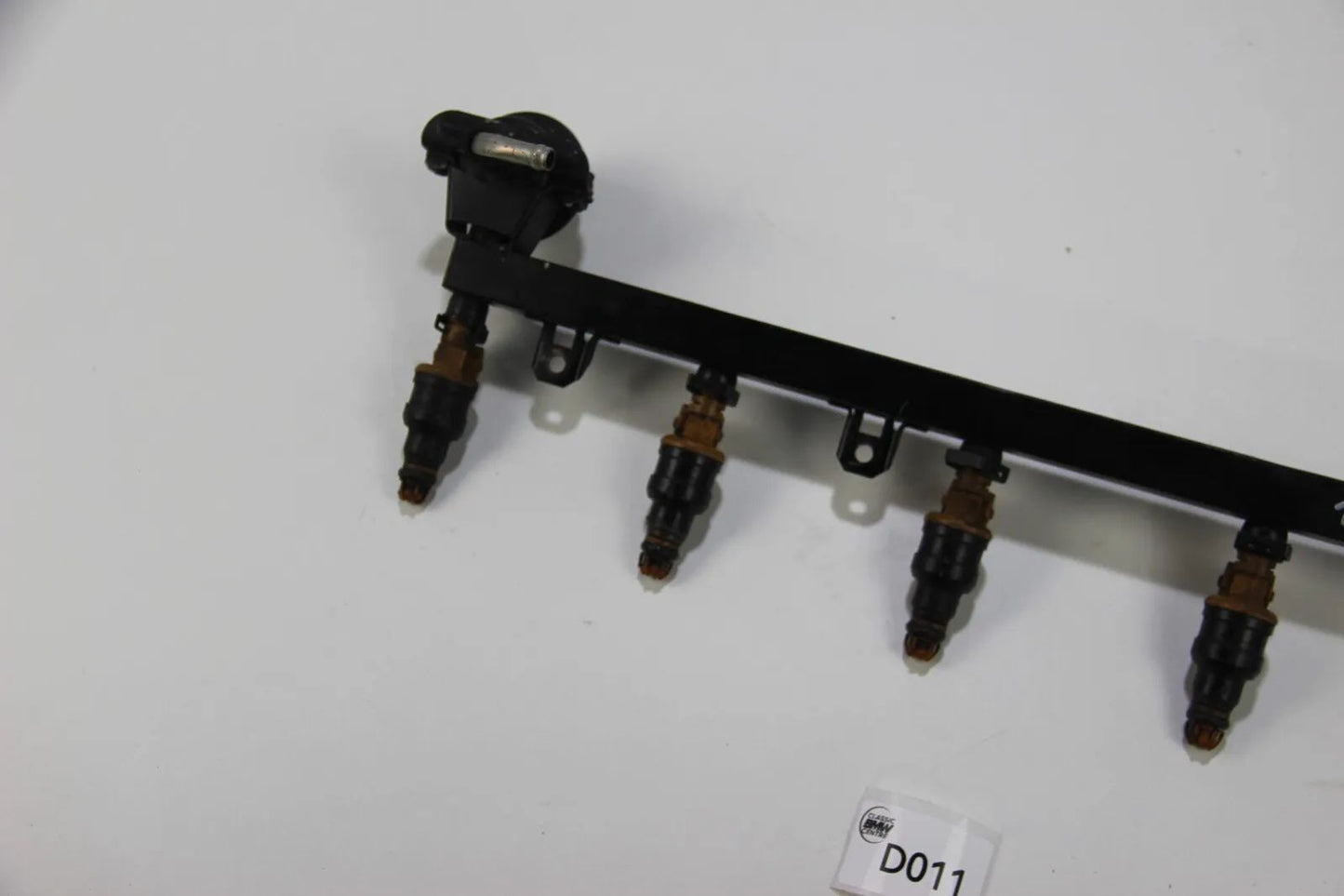 Original BMW E34 535i Einspritzleiste Fuelrail mit Injektoren Benzin OEM 5er