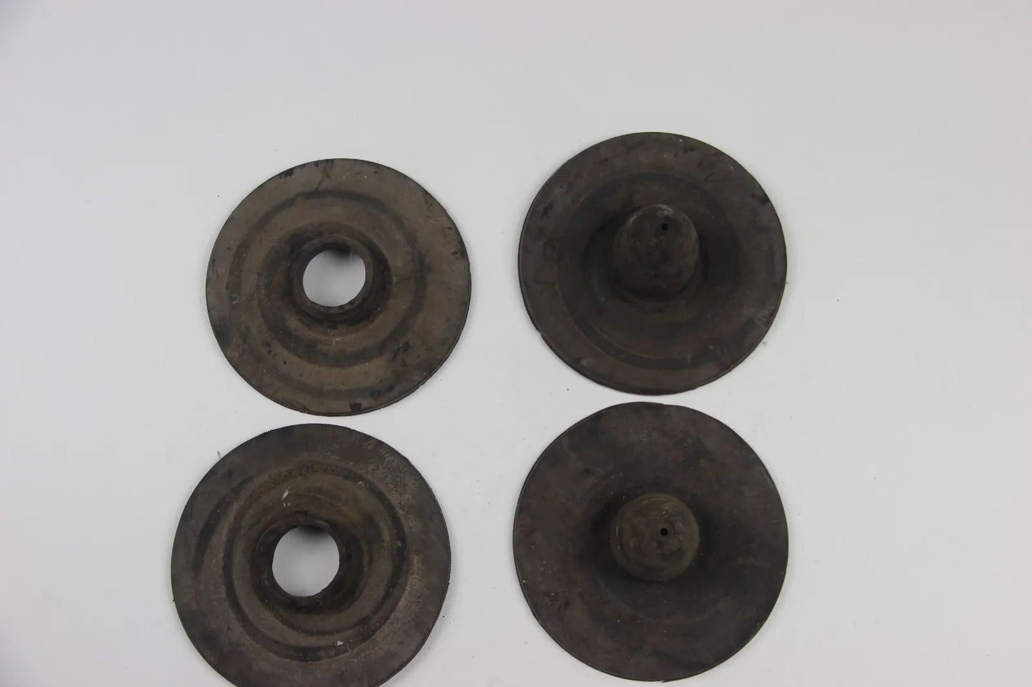 Original BMW E30 Gummipuffer Federnsitz hinten links rechts 1127218 1128610 3er