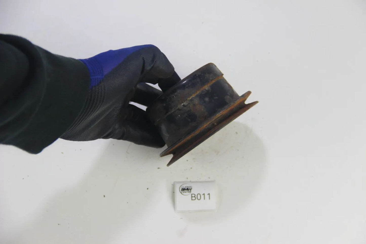 Original BMW E30 M3 E28 M10 Riemenscheibe Wasserpumpe 11511277728 Keilriemen