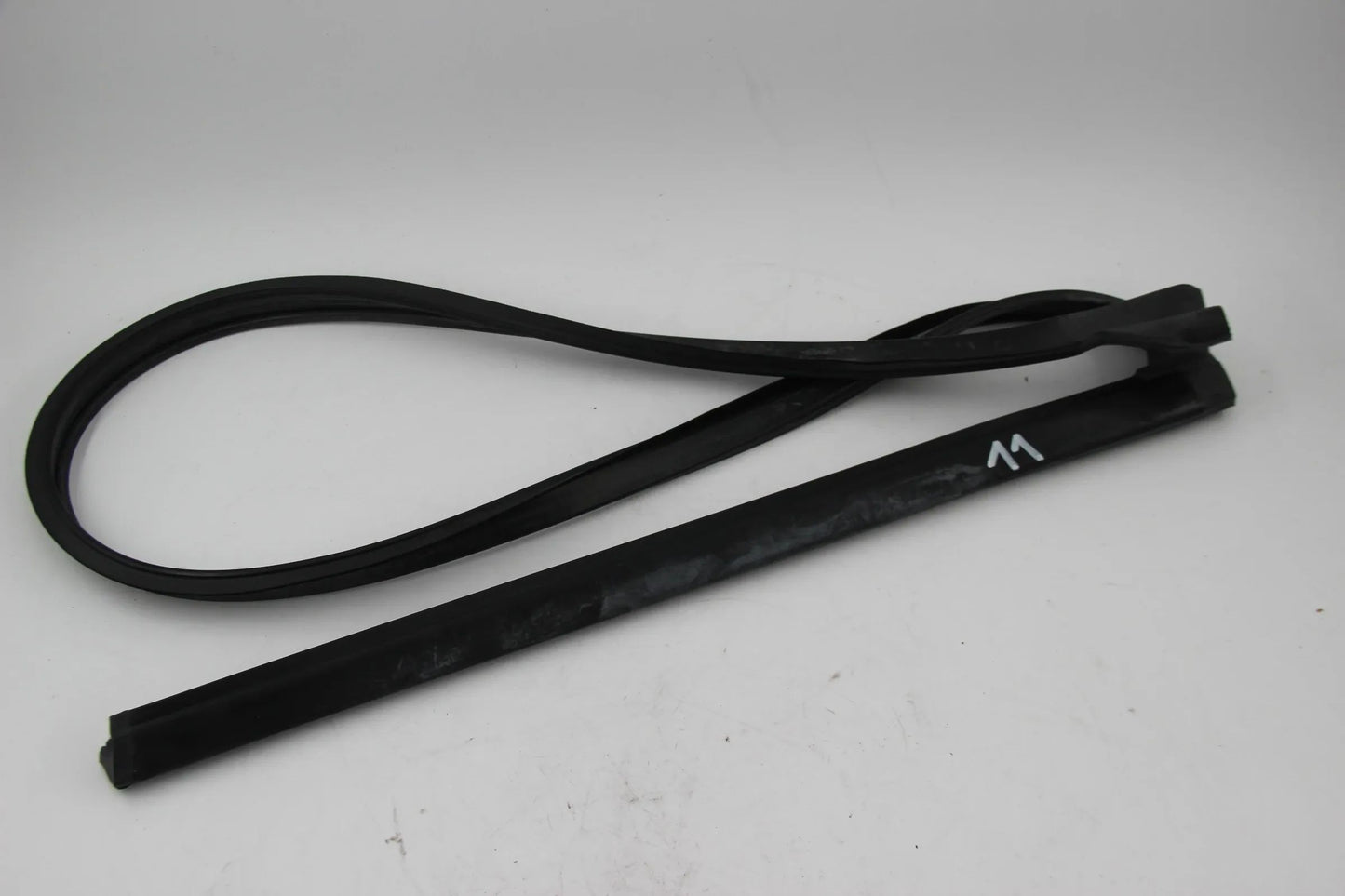 Original BMW Dichtung Türfuge Dachrahmen Gummi hinten links 51228254531