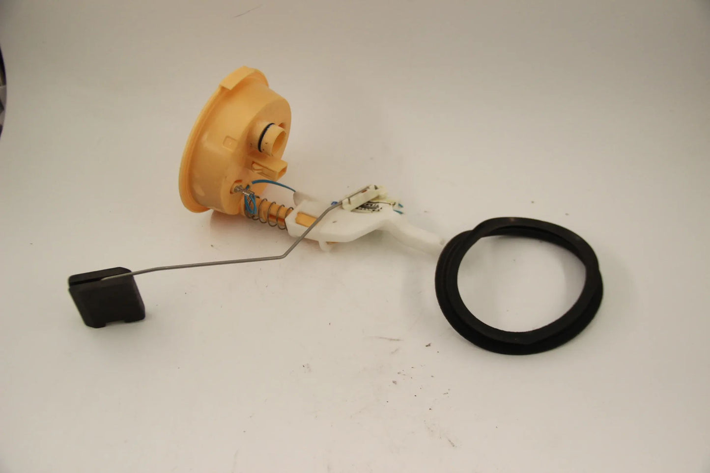 Original BMW Serie 3 Füllstandsgeber Tankgeber Tank  links NOS 16146752192