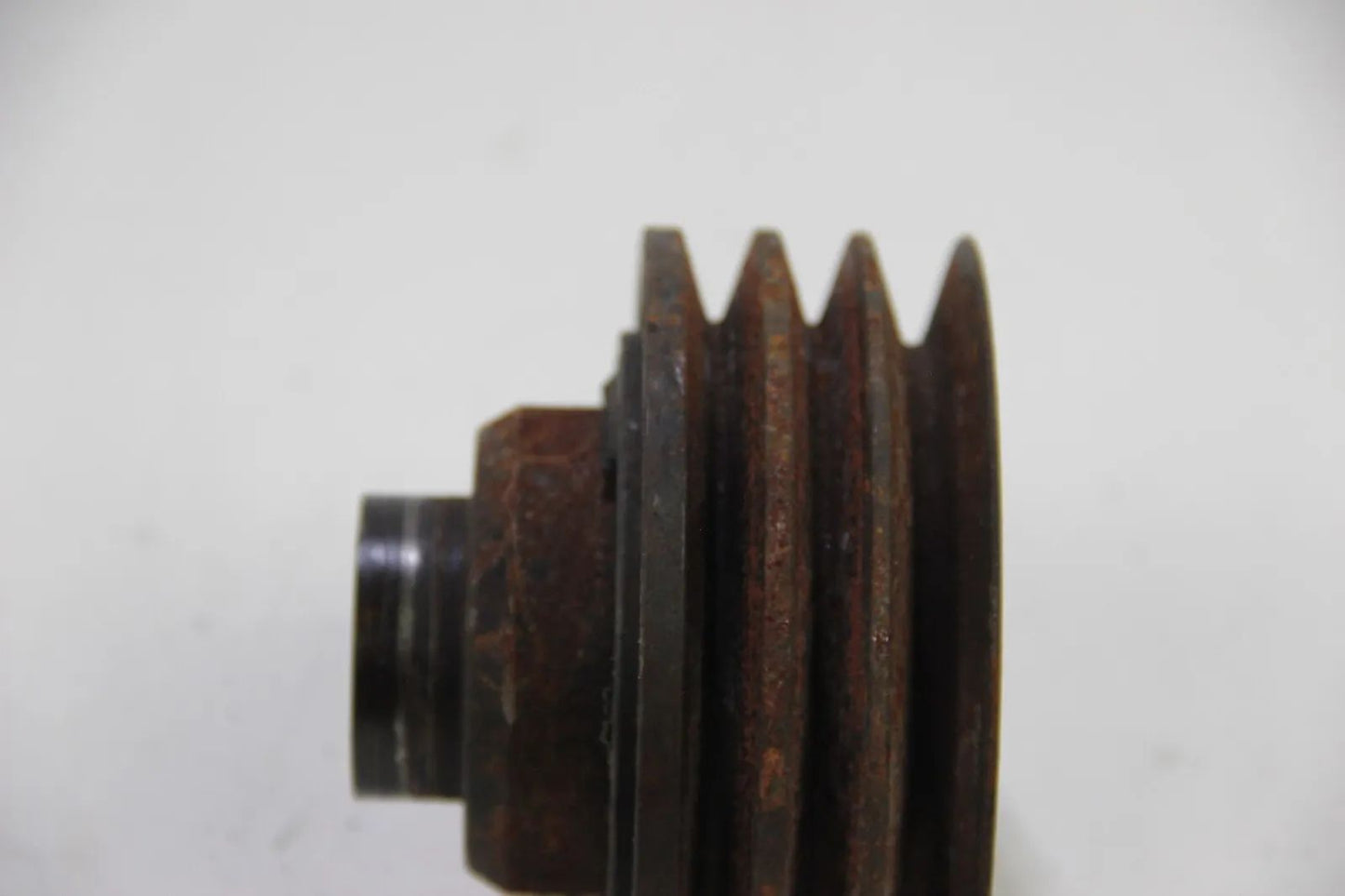 Original BMW E30 M3 Vibrationsdämpfer Riemenscheibe Kurbelwelle Klima 1308577
