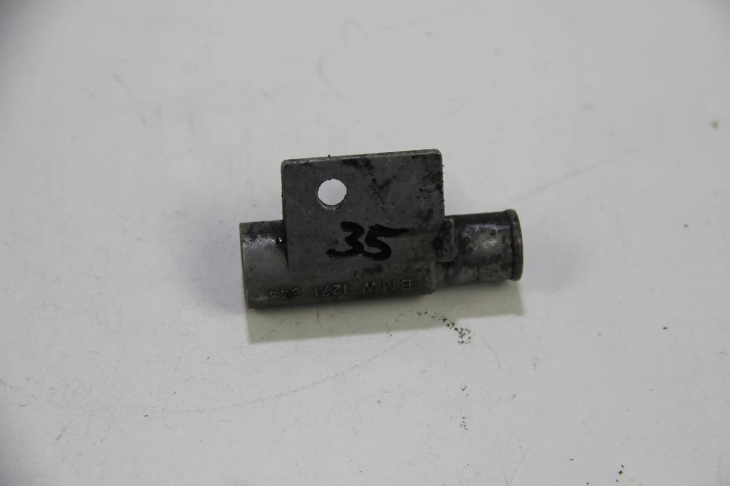 Original BMW E24 E28 E12 E23 Leerlaufregler Umleitgehäuse 1271344