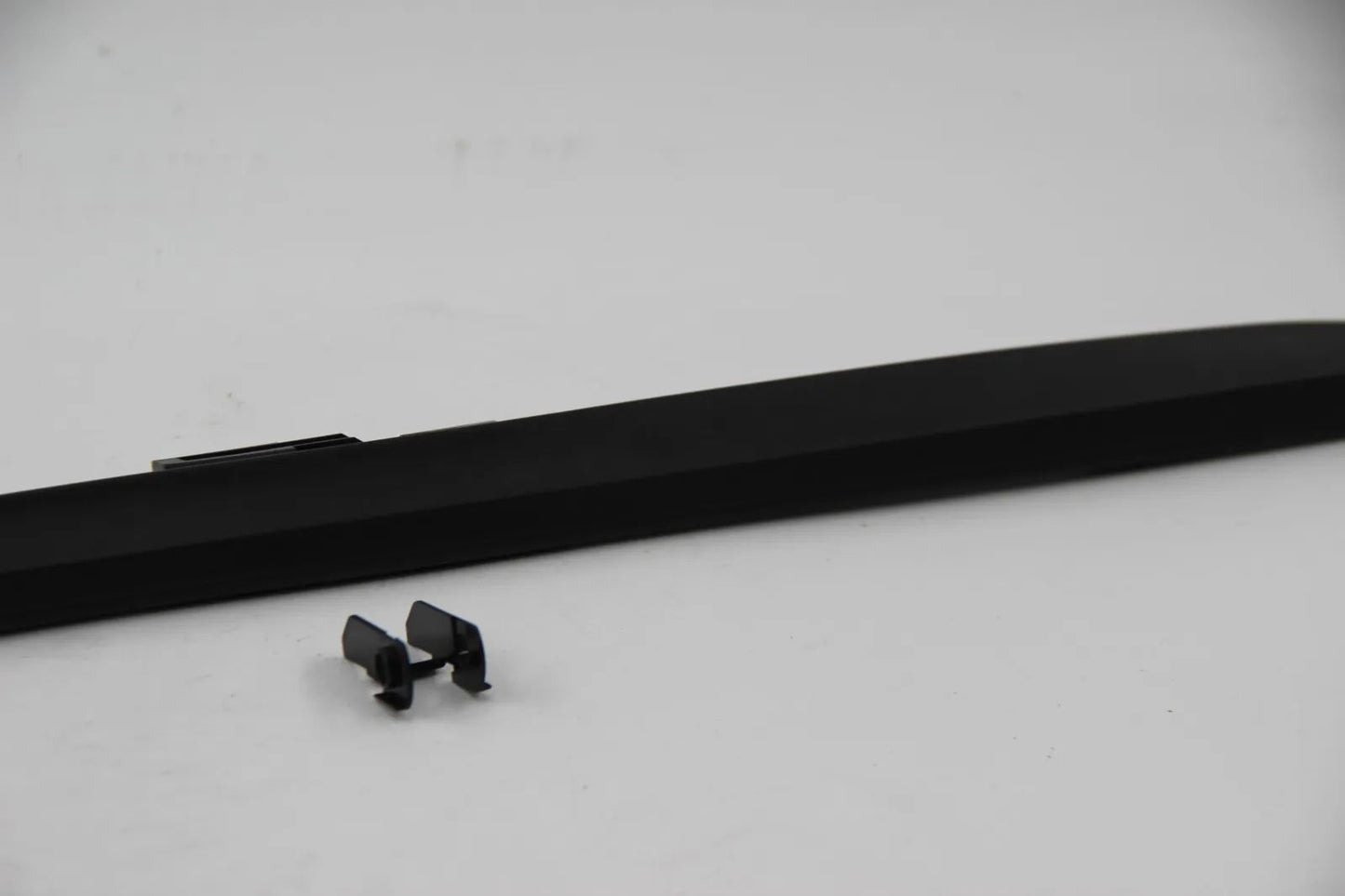 Original BMW E39 5er 520-540i M5 Spoiler Wischblatt links Wischer 61618162985