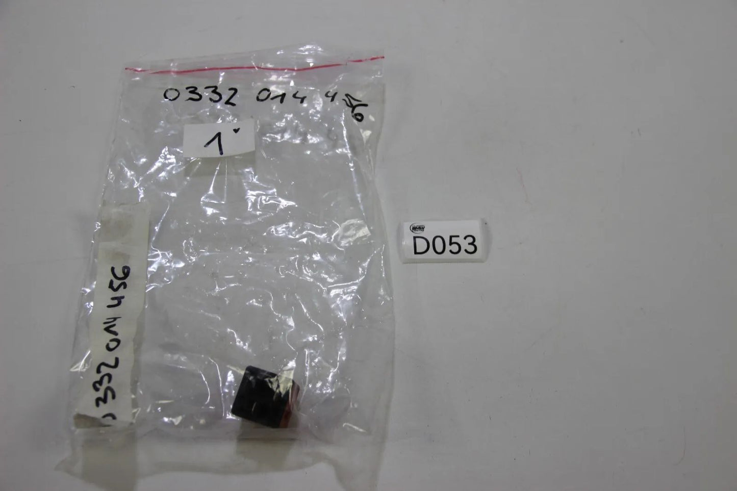 Original Bosch Relais / Relay orange Kraftstoffpumpe Bosch 0332014456 Bosch