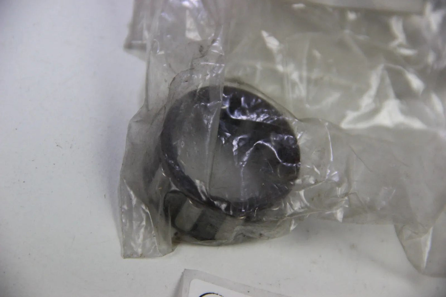 NEU BMW Original Lager  E21 E30 E12 E28 CMSP Nadelkäfig 35x23x16 23221207784