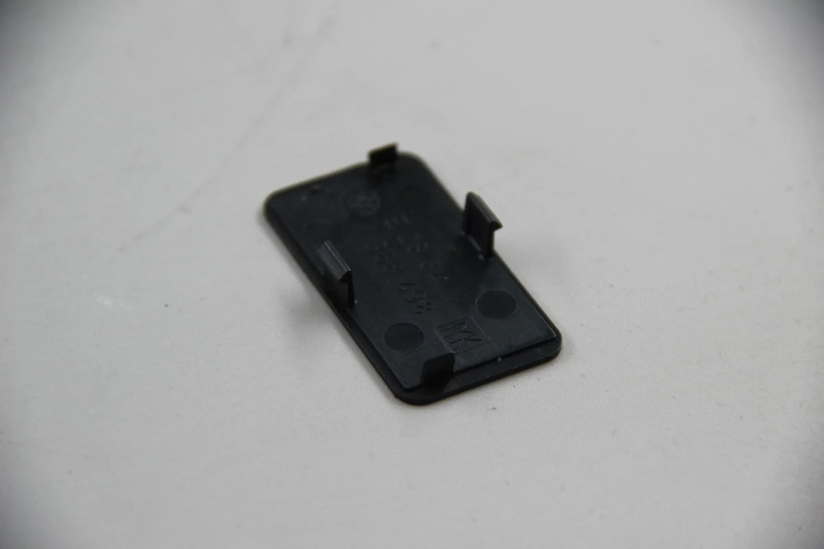 Original BMW E30 316i-325i M3 E28 E24 E32 E38 Z1 Blindverschluss 64111368498
