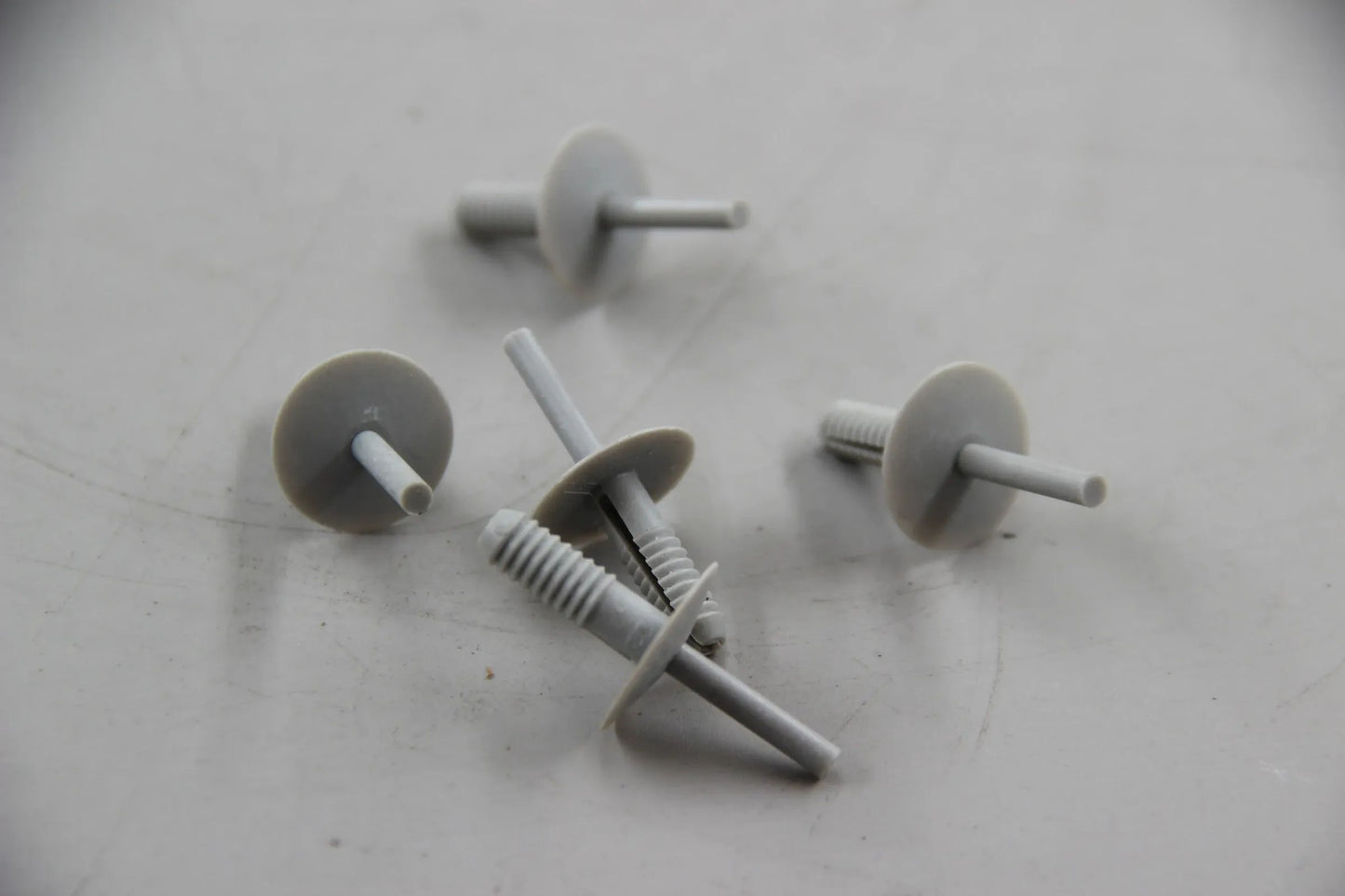 Original BMW E36 316i 318i 320i 323i-328i M3 5x Spreizniet L=20MM 51118144138