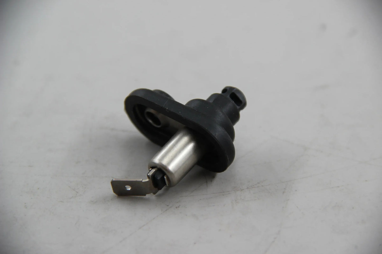 Original BMW E3 E21 E30 E36 E12 E28 E39 E24 E23 E32 Schalter 61311368430