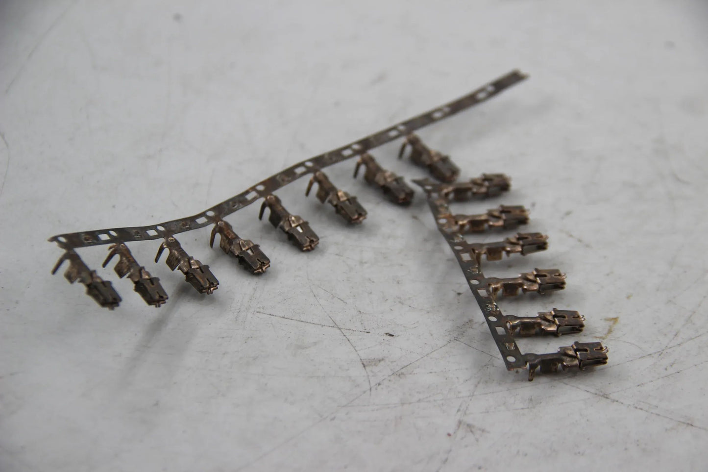 Orig BMW E81 E88 E21 E93 14x Doppelflachfederkontakt 1,5-2,5 MM²(AG) 61131370692