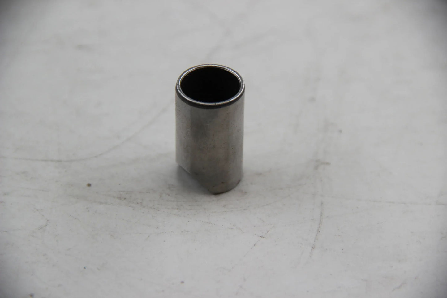 Original BMW E87 E21 E30 E36 E46 E28 E34 E39 E24 E23 E31 Sperrbolzen 23311224130
