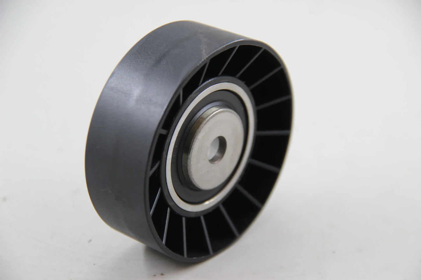 Orig. BMW E34 530i 540i E39 E32 E38 E31 Umlenkrolle D=80MM NOS NLA 11281731838